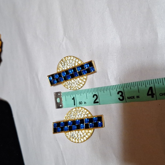 Retro statement earrings - Picture 5 of 6